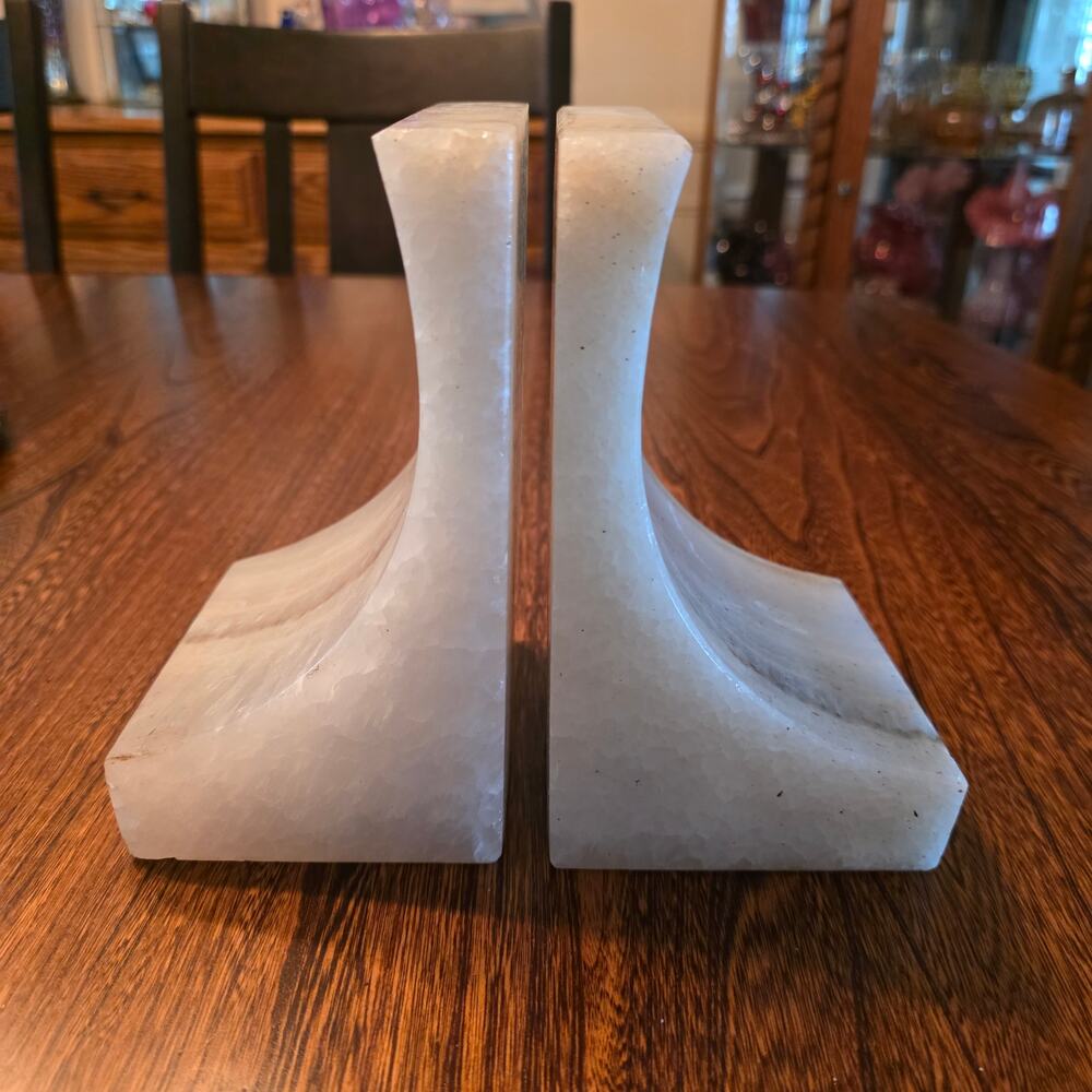 Onyx Mexican White/Cream Bookends Heavy VTG MCM Minimalistic Dark Academia